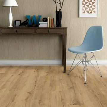 Parchet laminat Superior Advanced 8 mm Stejar ton mediu D4616