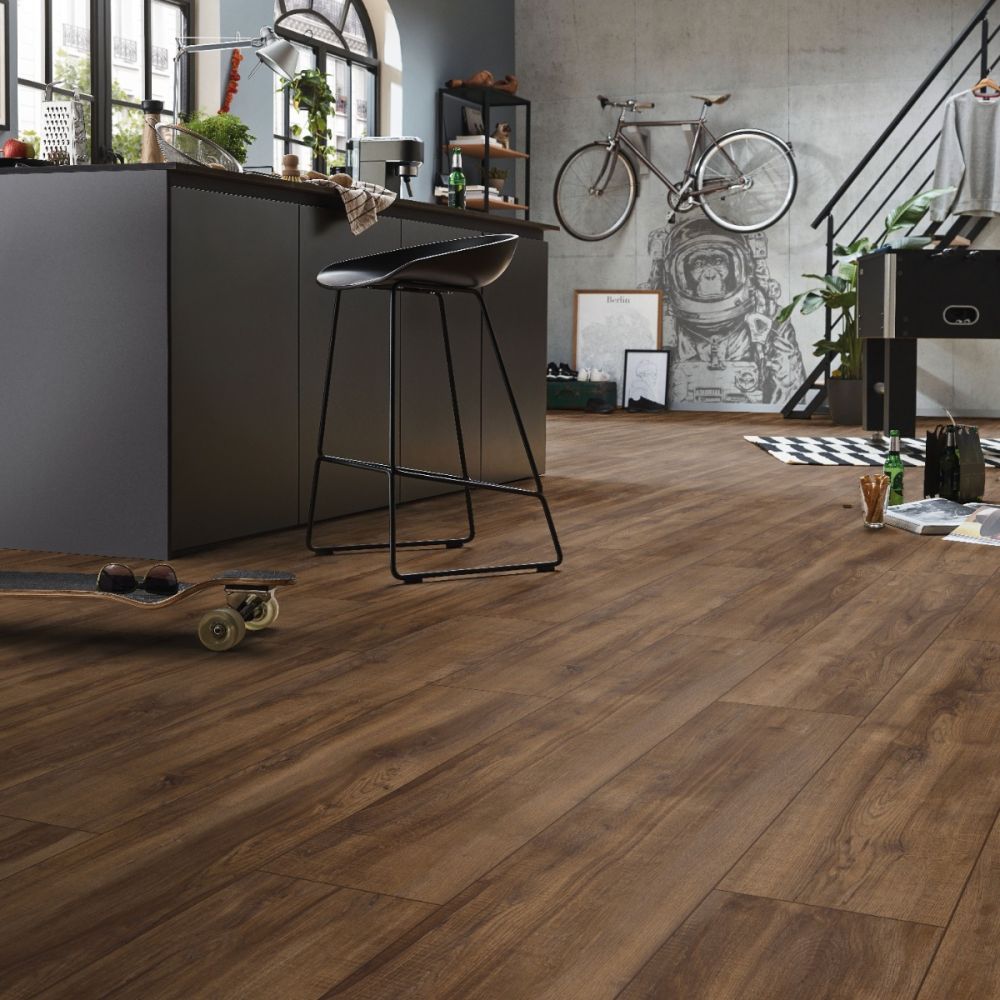 Parchet laminat Kronotex Exquisit Plus 8 mm Stejar ton inchis D3664