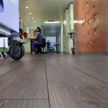 Parchet laminat 12 mm stejar Kronotex Mammut ton inchis 2994 mm