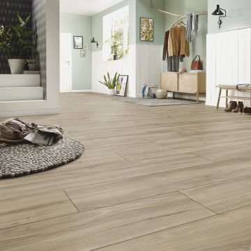 Parchet laminat Kronotex Exquisit Plus 8 mm Stejar ton mediu D6016