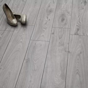 Parchet laminat stejar 10 mm Swiss Krono SwissTech Oak grey 3 ton inchis