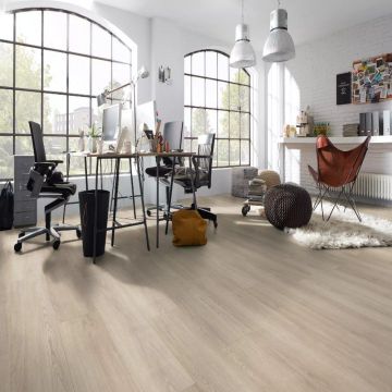 Parchet laminat Superior Advanced Plus 8 mm Stejar ton deschis D90132