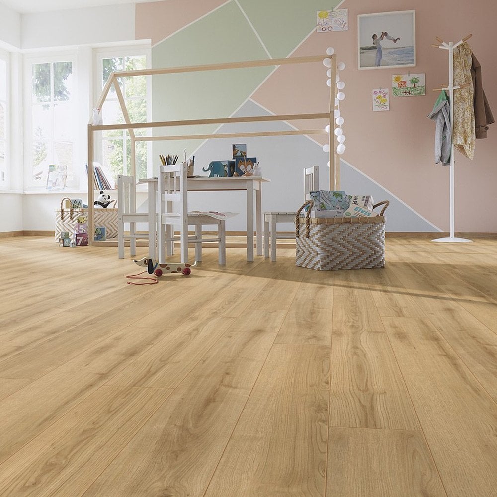 Parchet laminat Superior Evolution 12 mm Stejar ton mediu D3530