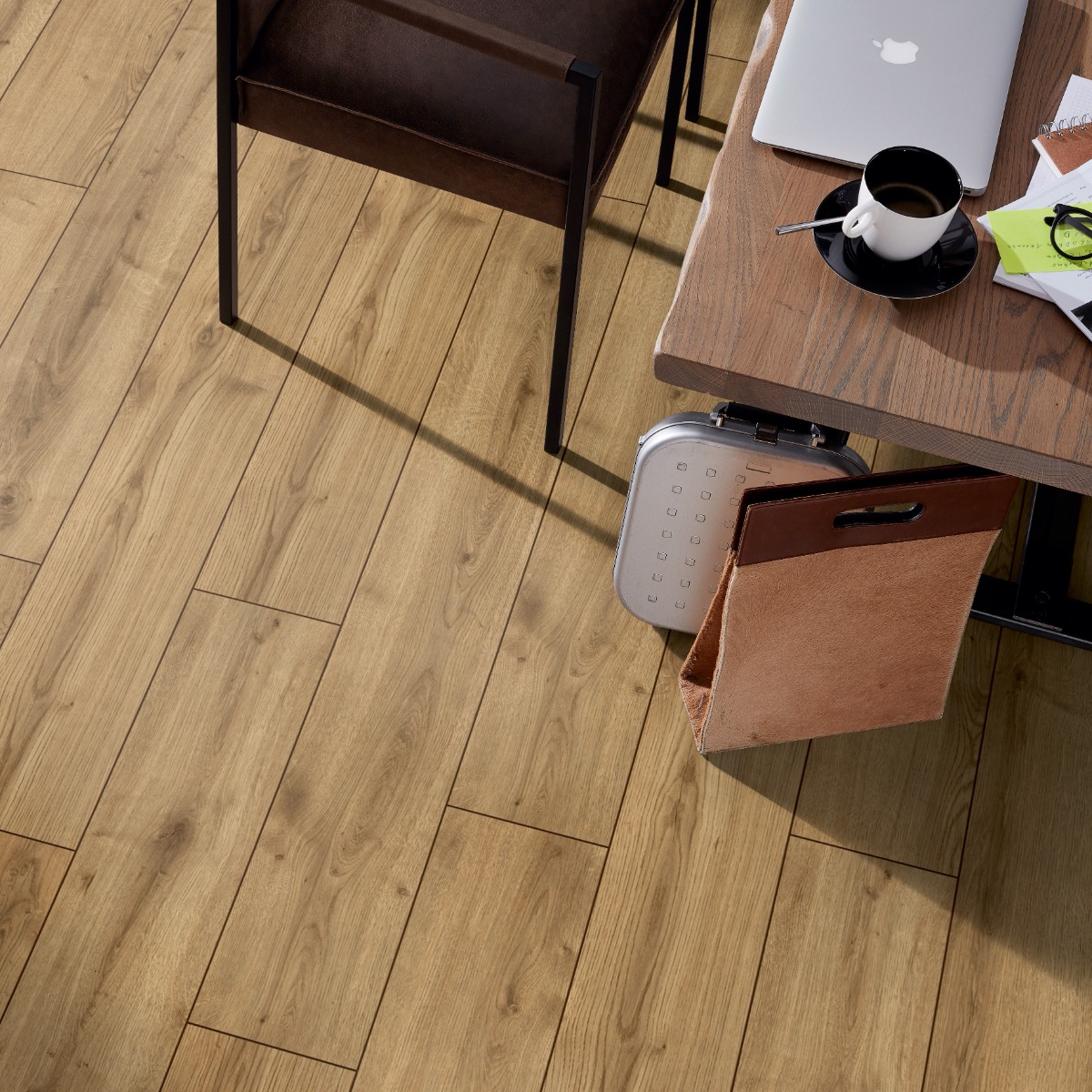 Parchet laminat Kronotex Robusto 12 mm Stejar ton mediu D40782