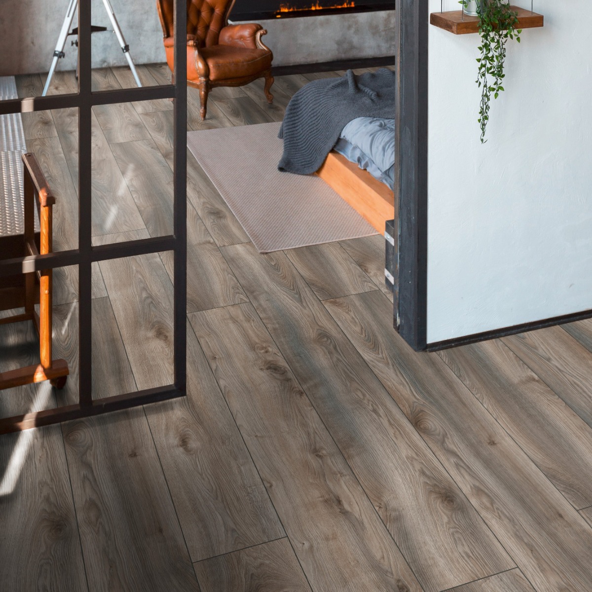 Parchet laminat Kronotex Mammut Plus 10 mm Stejar ton inchis D4792