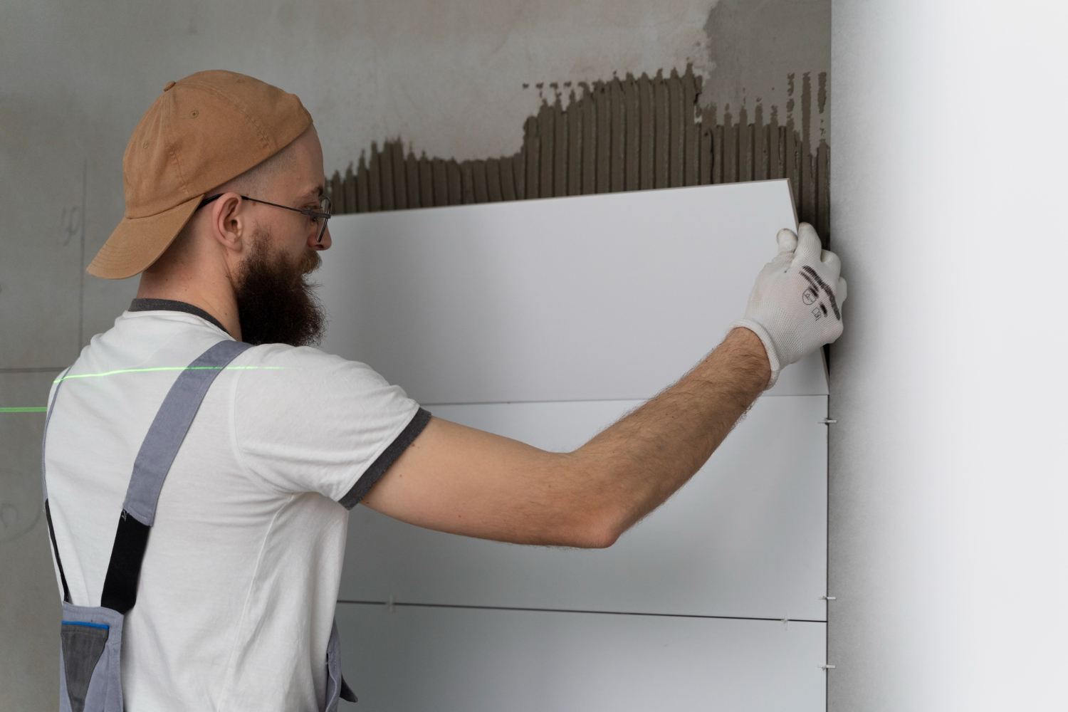 Trucuri pentru a calcula necesarul de faianta pentru baie. Afla de ce ti se recomanda sa cumperi cu 10% mai mult!